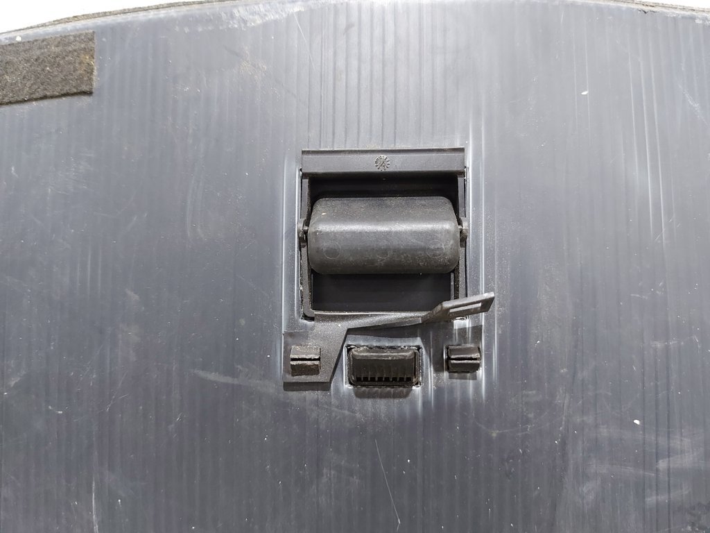Passat s Ковровое покрытие багажного отделения (люк) Volkswagen Passat S 2012-2020 561863463B1BS Volkswagen Passat S 16