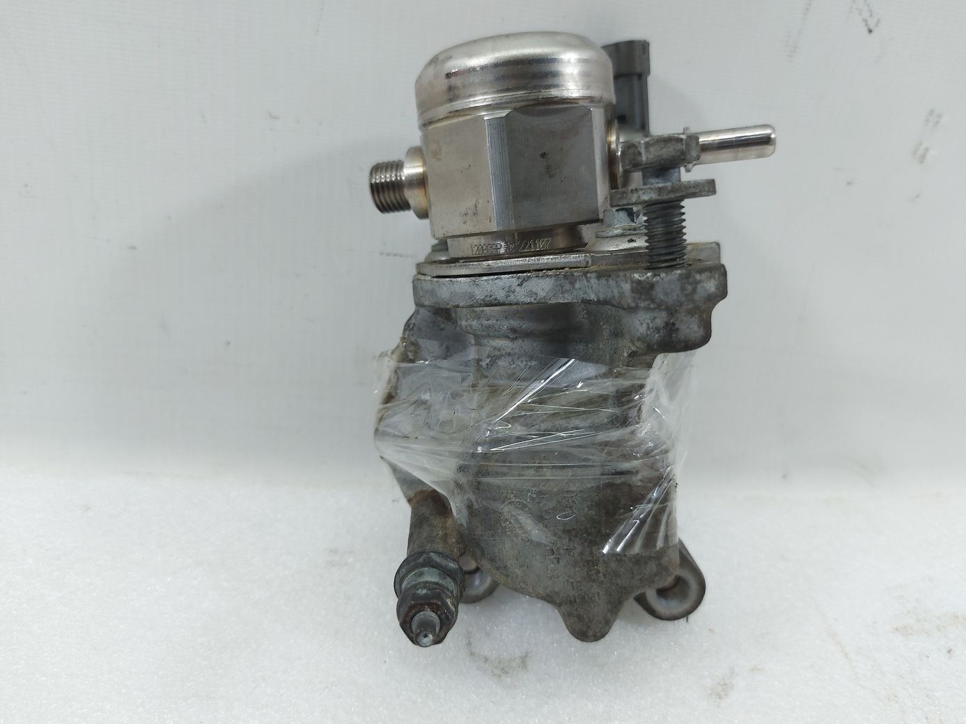 Xf Насос топливный высокого давления(дополнительный) Jaguar XF 2013-2015 BR2E9D376AA Jaguar XF 4