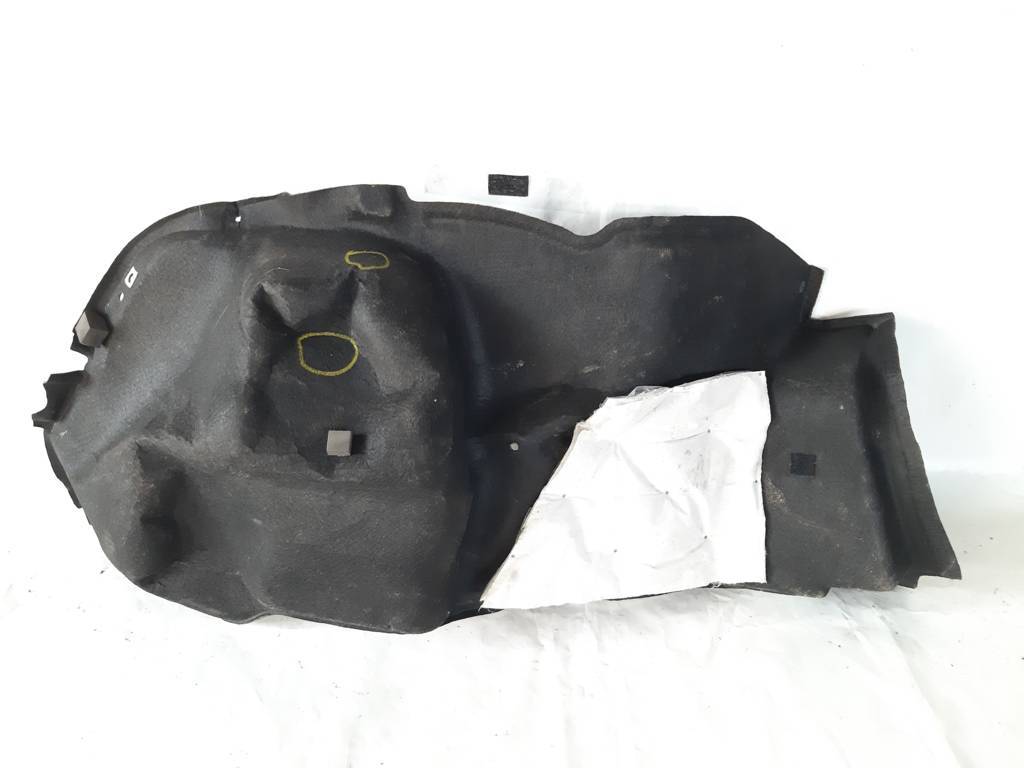 Camry Обшивка багажника права Toyota Camry 2015-2017 6472106330C0 Toyota Camry 2