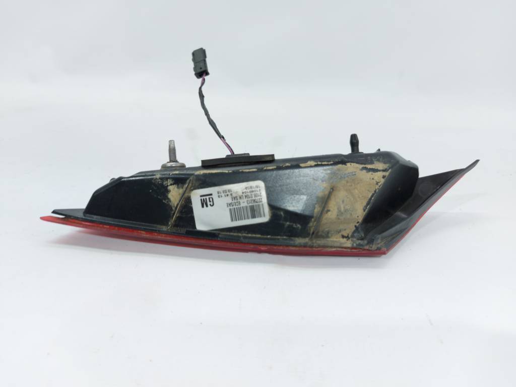 Regal Фонарь крышки багажника левый Buick Regal 2014-2017 22756313 Buick Regal 4