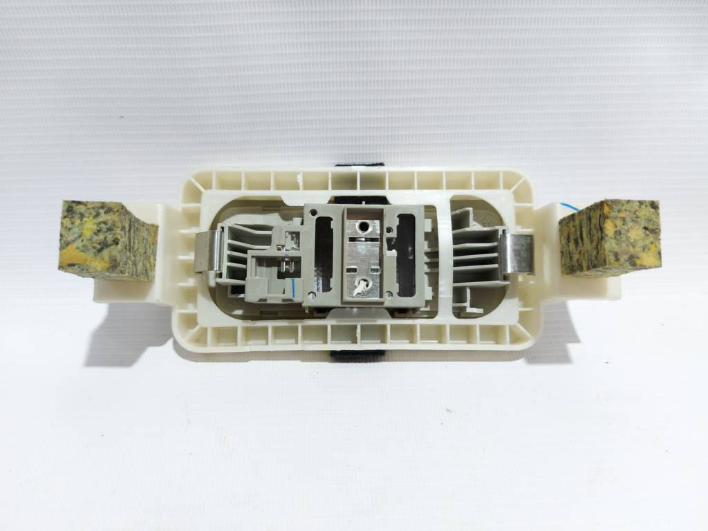 3 Плафон освітлення салону задній Mazda 3 2014-2019 BHN951310A75 Mazda 3 5