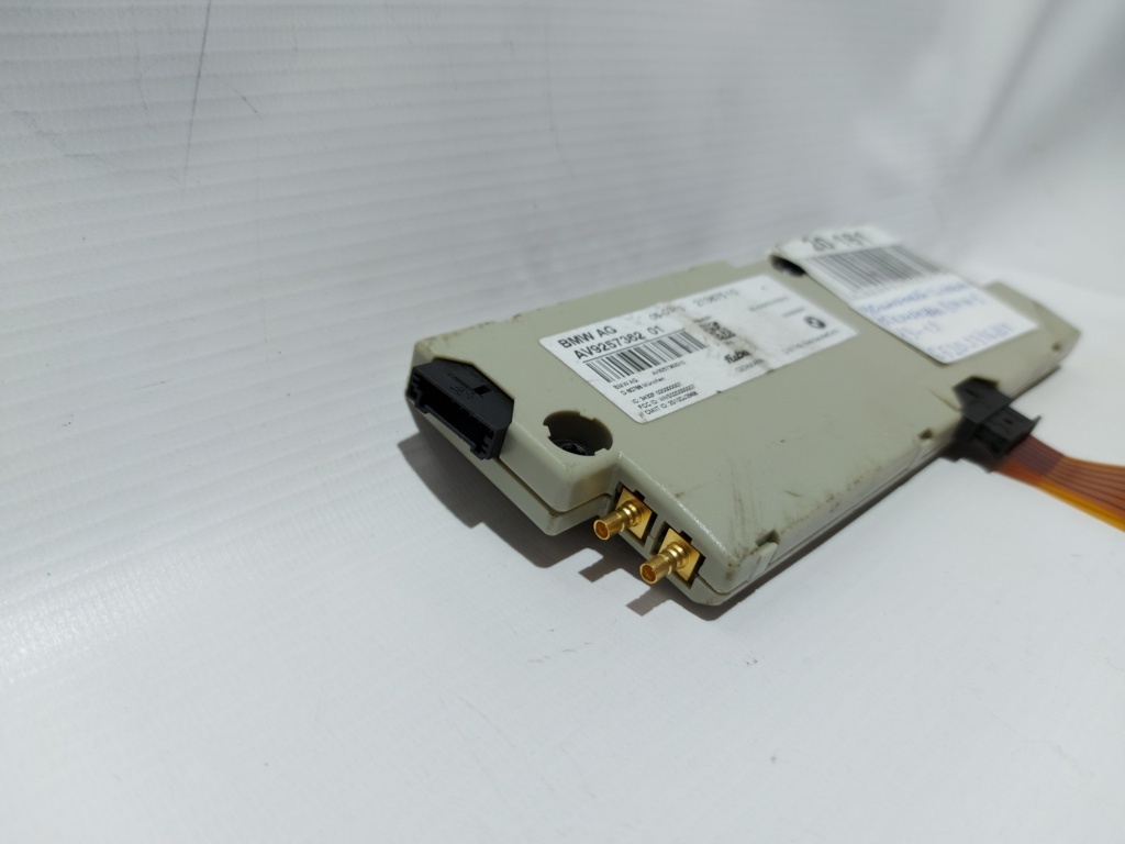 5 series Усилитель сигнала антенны BMW 5 series 2013-2019 65209346804 BMW 5 series 2