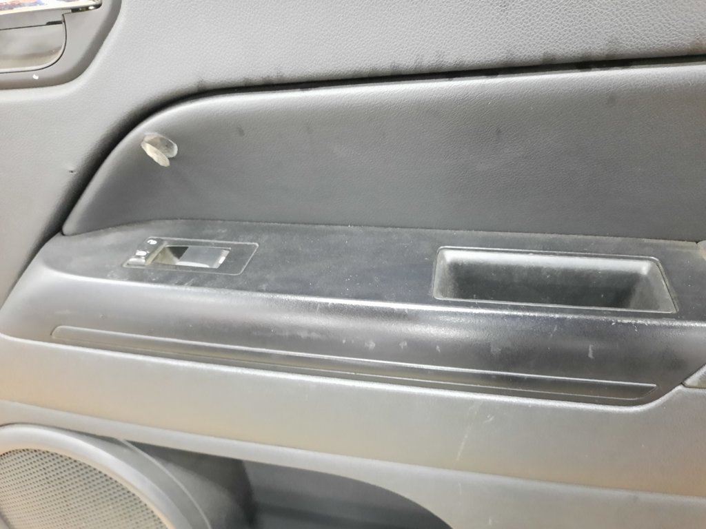 Patriot Двері передні права Jeep Patriot 2007-2011 5067706AI Jeep Patriot 31