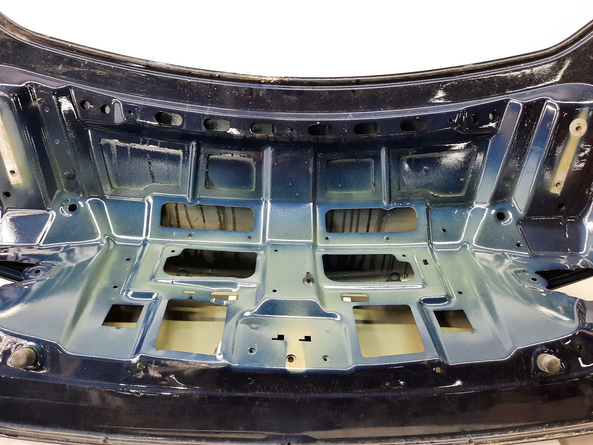 Malibu Кришка багажника Chevrolet Malibu 2016-2021 84075221 Chevrolet Malibu 9