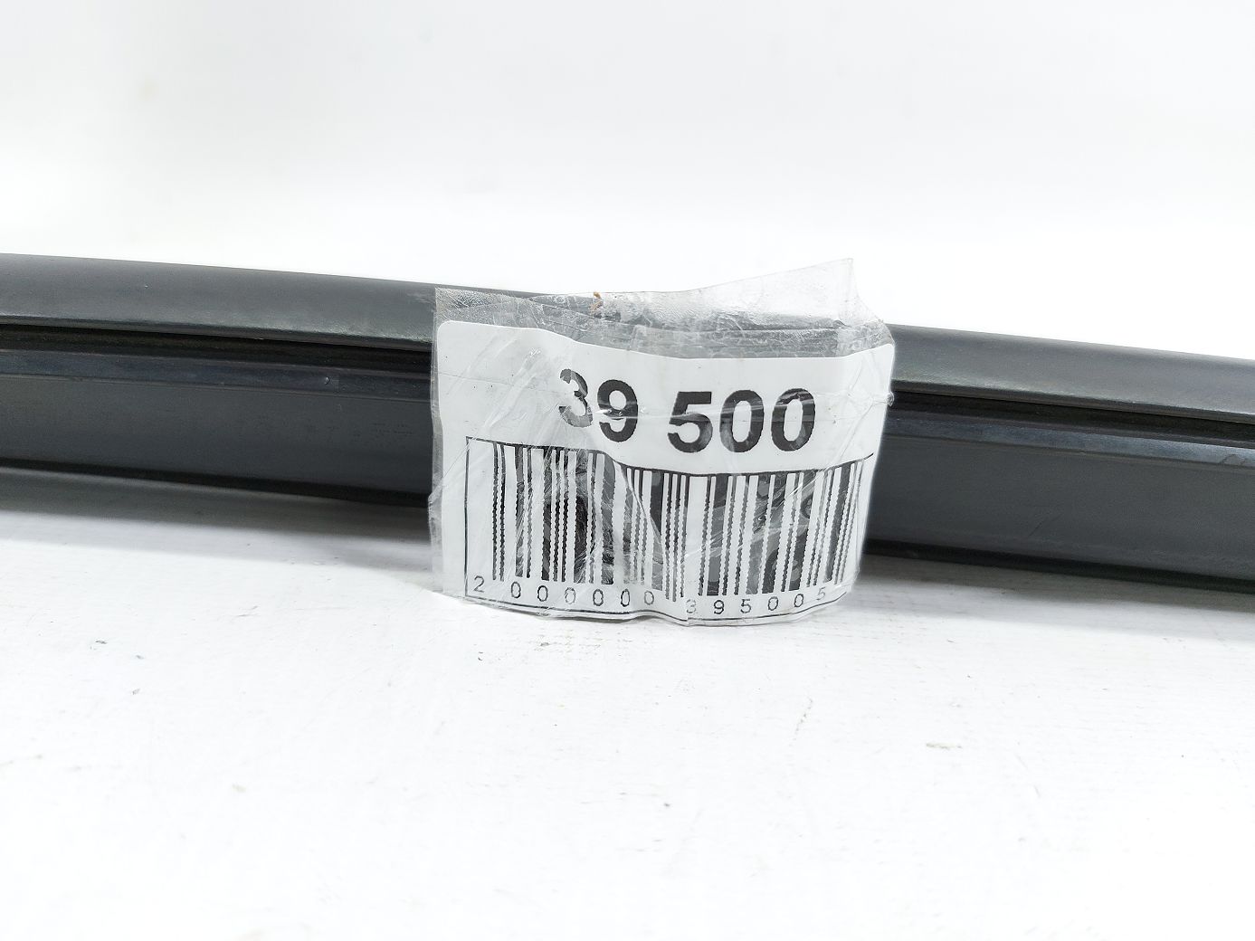 Patriot Ущільнювач скла верхній (лазури) двері передньої лівої Jeep Patriot 2007-2010 5067769AD Jeep Patriot 4