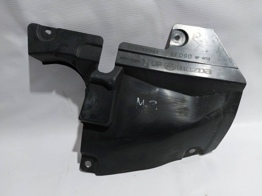 3 Пильовик двигуна бічний правий Mazda 3 2014-2018 BJS756341 Mazda 3 4