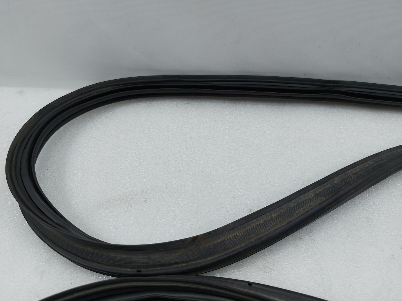 Cr-z Ущільнювальна гумка багажного отвору Honda CR-Z 2011-2016 74440SZTG02 Honda CR-Z 2