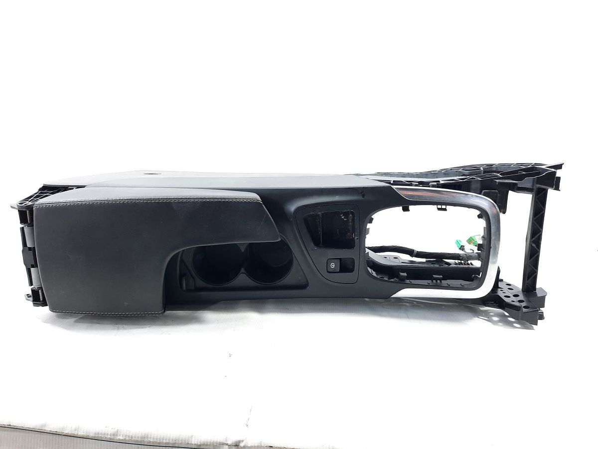 Regal Консоль центральна Buick Regal 2012-2017 22742366 Buick Regal 3
