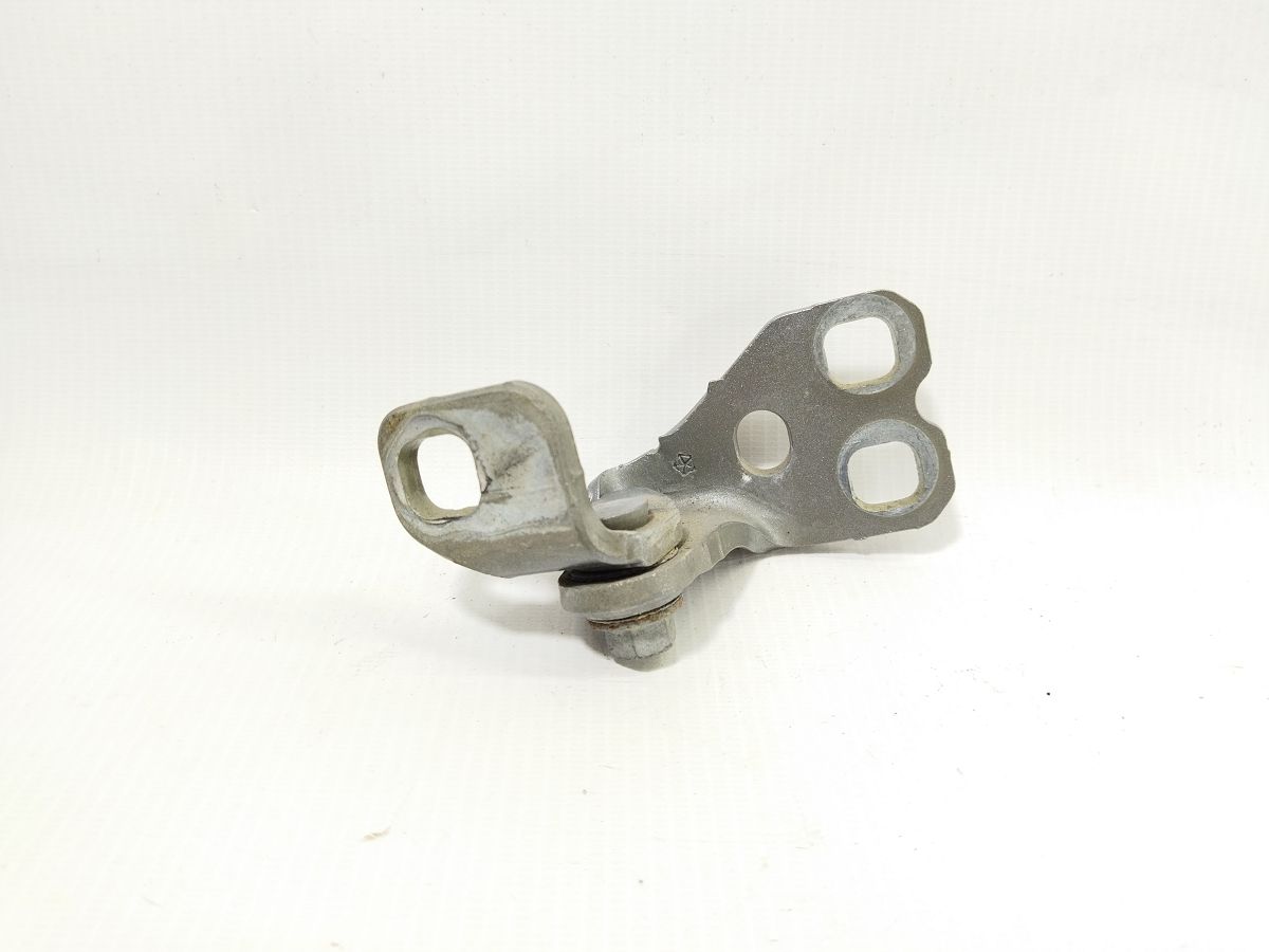 200 limited Петля двері передньої правої верхня Chrysler 200 Limited 2015-2017 68214360AC Chrysler 200 Limited 2