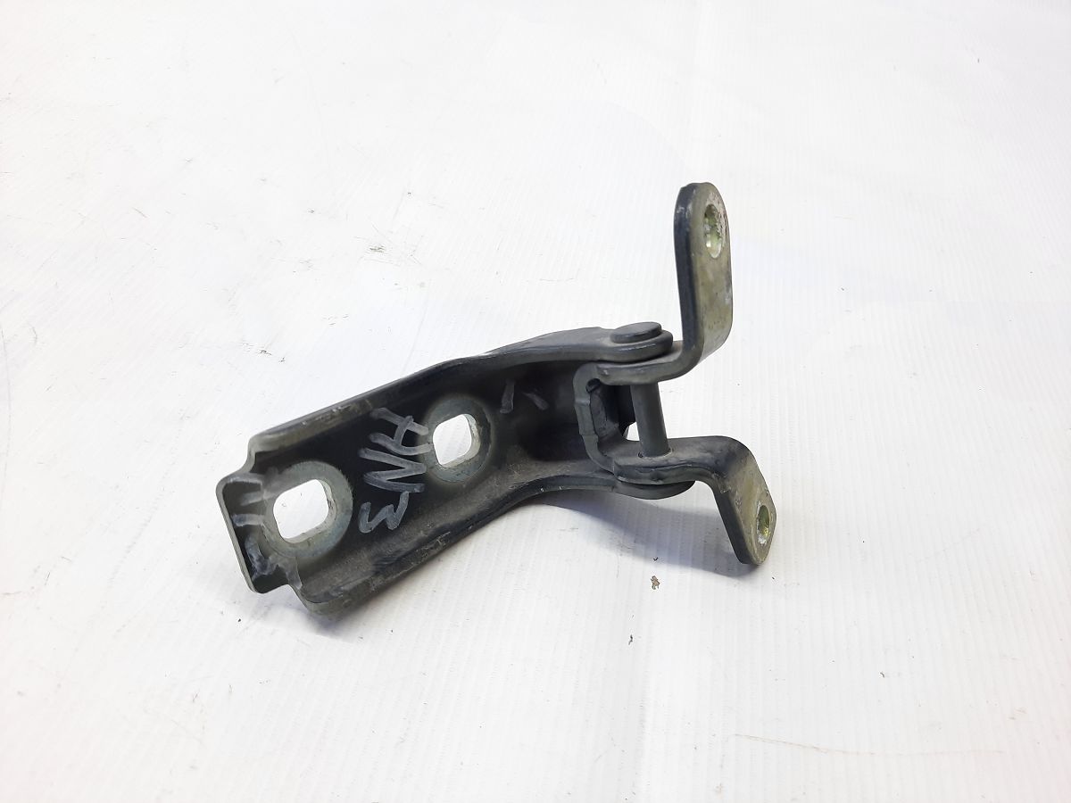 Ats Петля двери передней правой/левой верх/низ Cadillac ATS 2005-2021 13501712 Cadillac ATS 15