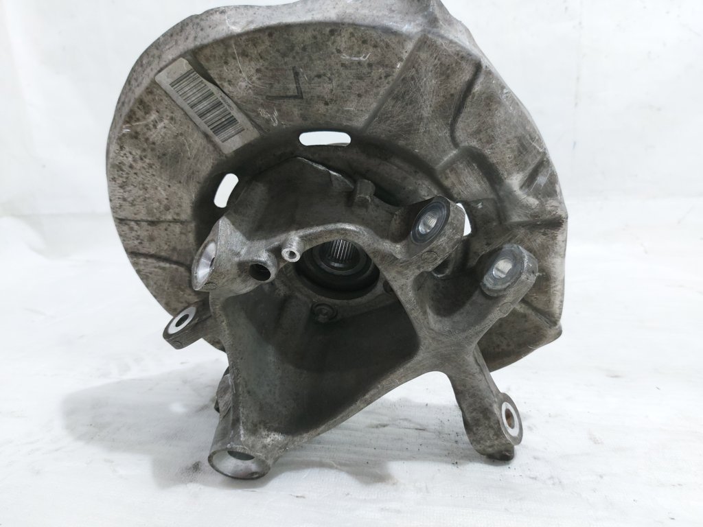 7 series Кулак задний левый BMW 7 2012 33326796497 BMW 7 5 7 series Кулак задний левый BMW 7 2012 33326796497 BMW 7 5