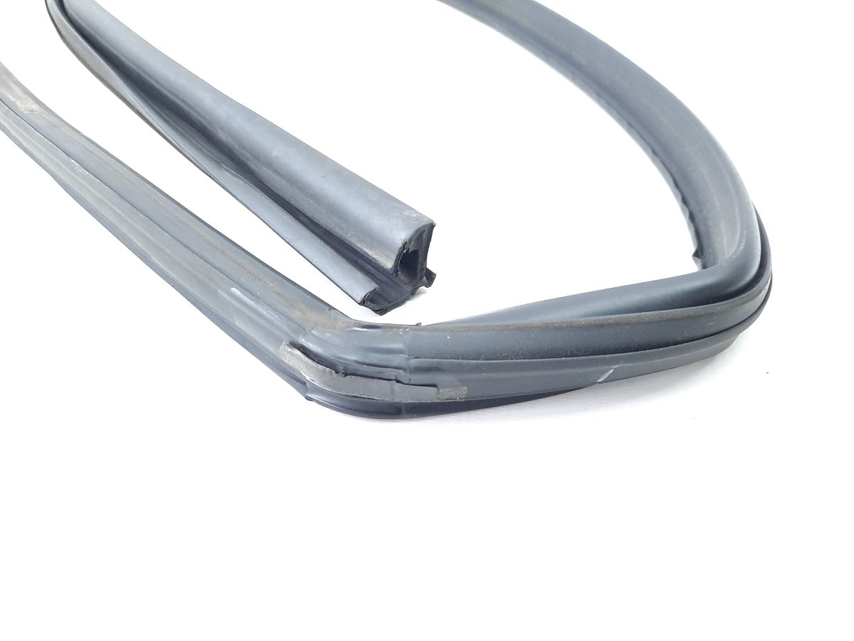 Journey Направляющая резинка стекла двери передней правой Dodge Journey 2009-2020 5076870AF Dodge Journey 11