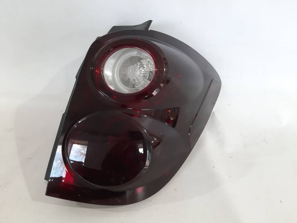 Equinox Ліхтар задній правий Chevrolet Equinox 2010-2015 23267749 Chevrolet Equinox 15