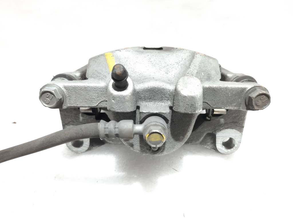 3 Супорт гальмівний передній правий Mazda 3 2014-2019 B4Y03398ZC Mazda 3 3