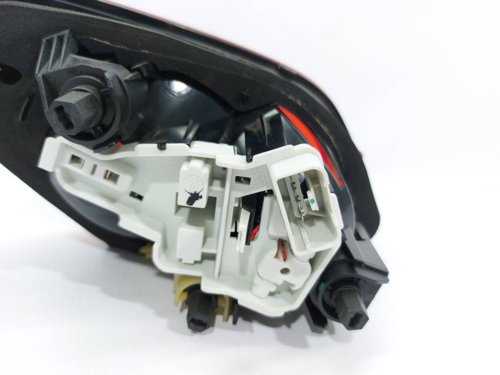 Passat cc Фонарь крышки багажника правый Volkswagen Passat CC 2009-2012 3C8945094F Volkswagen Passat CC 8