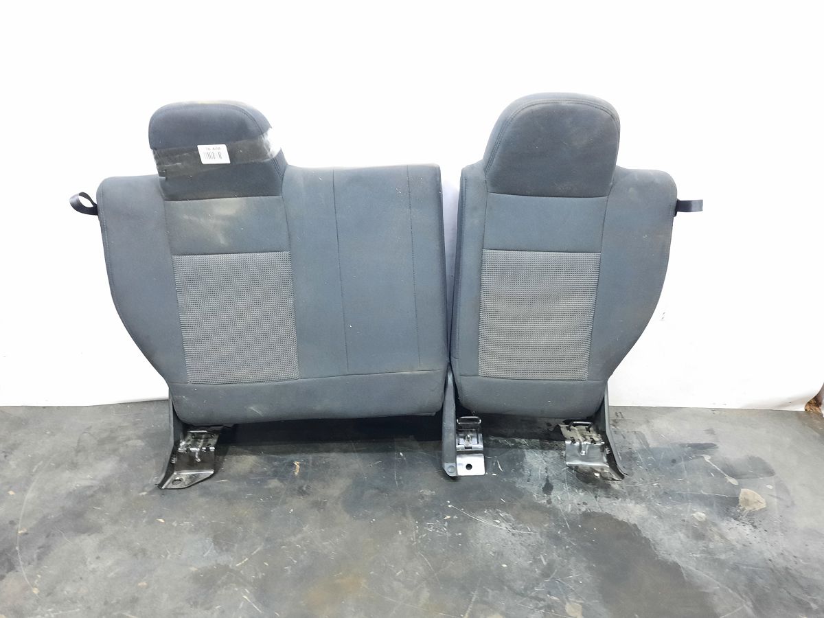 Compass. Спинка заднього ряду сидінь Jeep Compass 2009-2017 1RS33XDVAC Jeep Compass