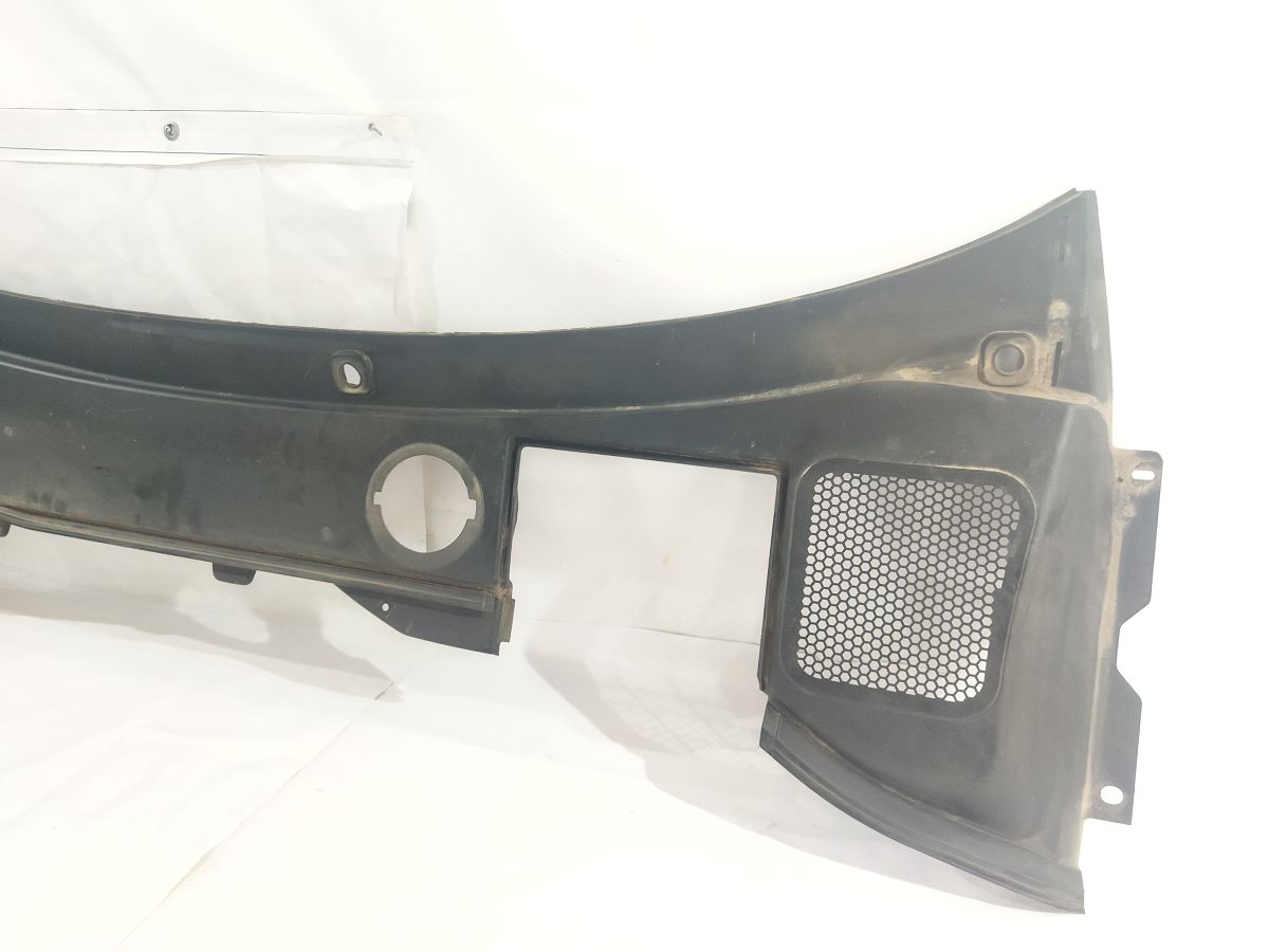 S60 Решетка дворников Volvo S60 2011-2018 31402672 Volvo S60 3