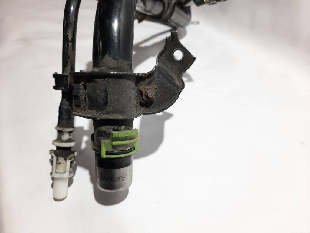 Insight Заливна горловина Honda Insight 2011-2014 17649-TM8-L10 Honda Insight 2