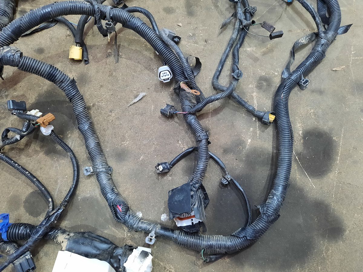 Sentra Проводка подкапотная Nissan Sentra 2016-2017 240114AF3A Nissan Sentra 5