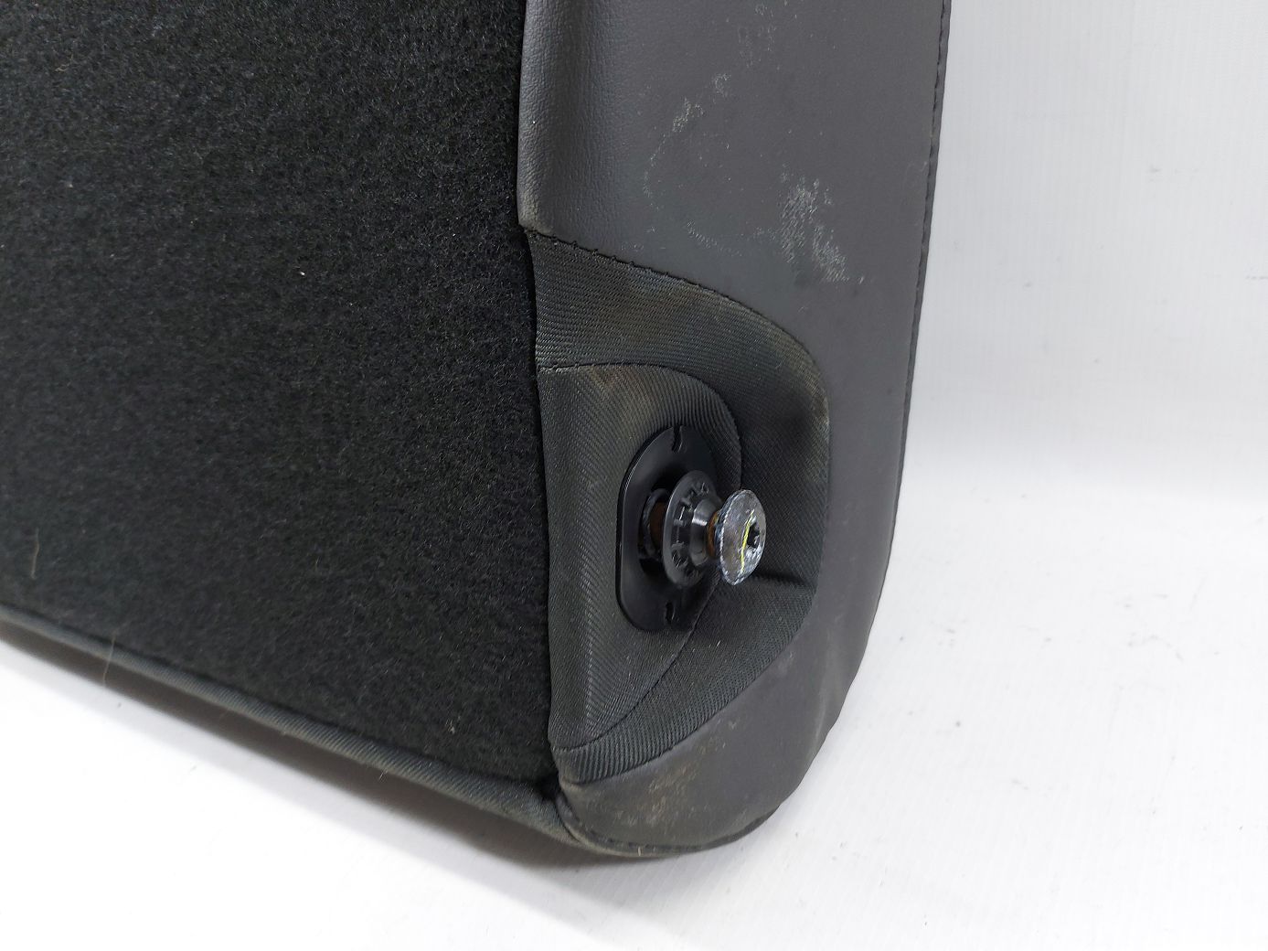 Regal Спинка заднього ряду сидінь права (чорна шкіра) Buick Regal 2012-2016 23191406 Buick Regal 5