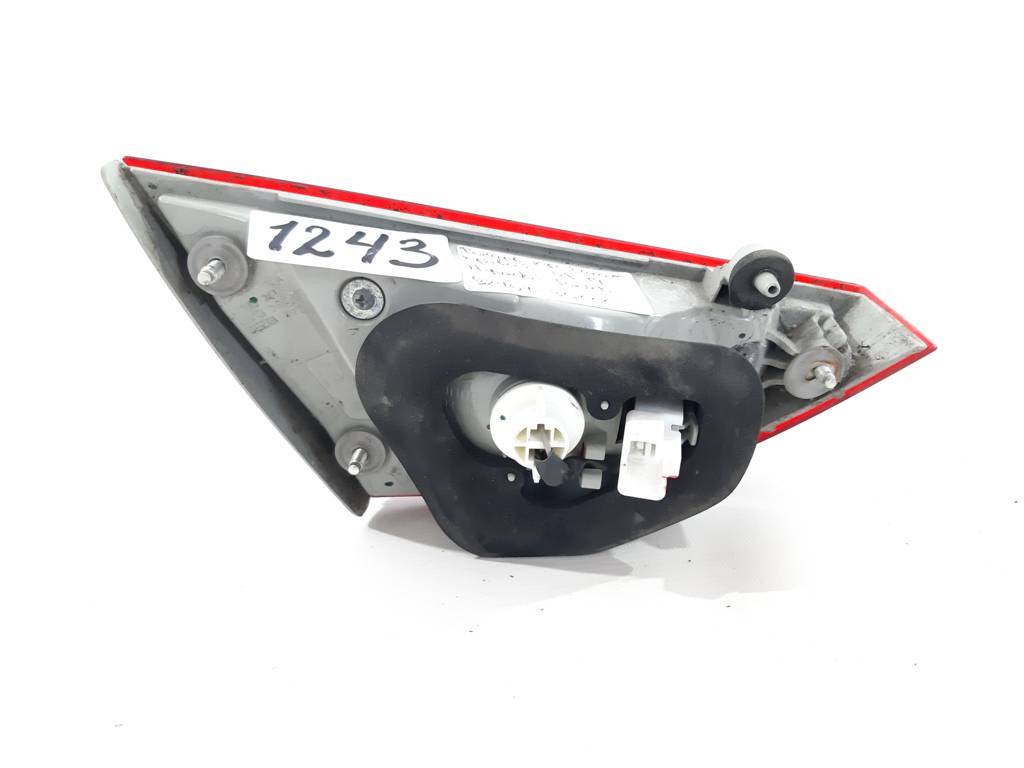 Sonata Ліхтар кришки багажника правий Hyundai Sonata 2009-2015 924043Q000 Hyundai Sonata 15