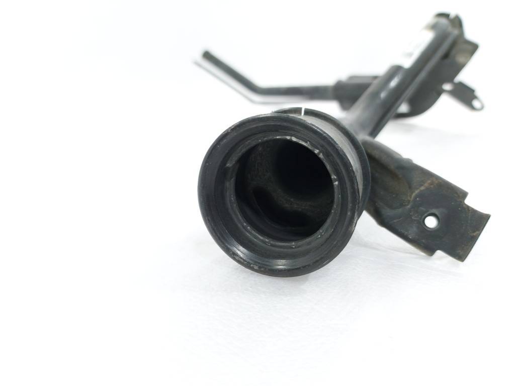 Regal Заливная горловина Buick Regal 2011-2017 22944787 Buick Regal 3