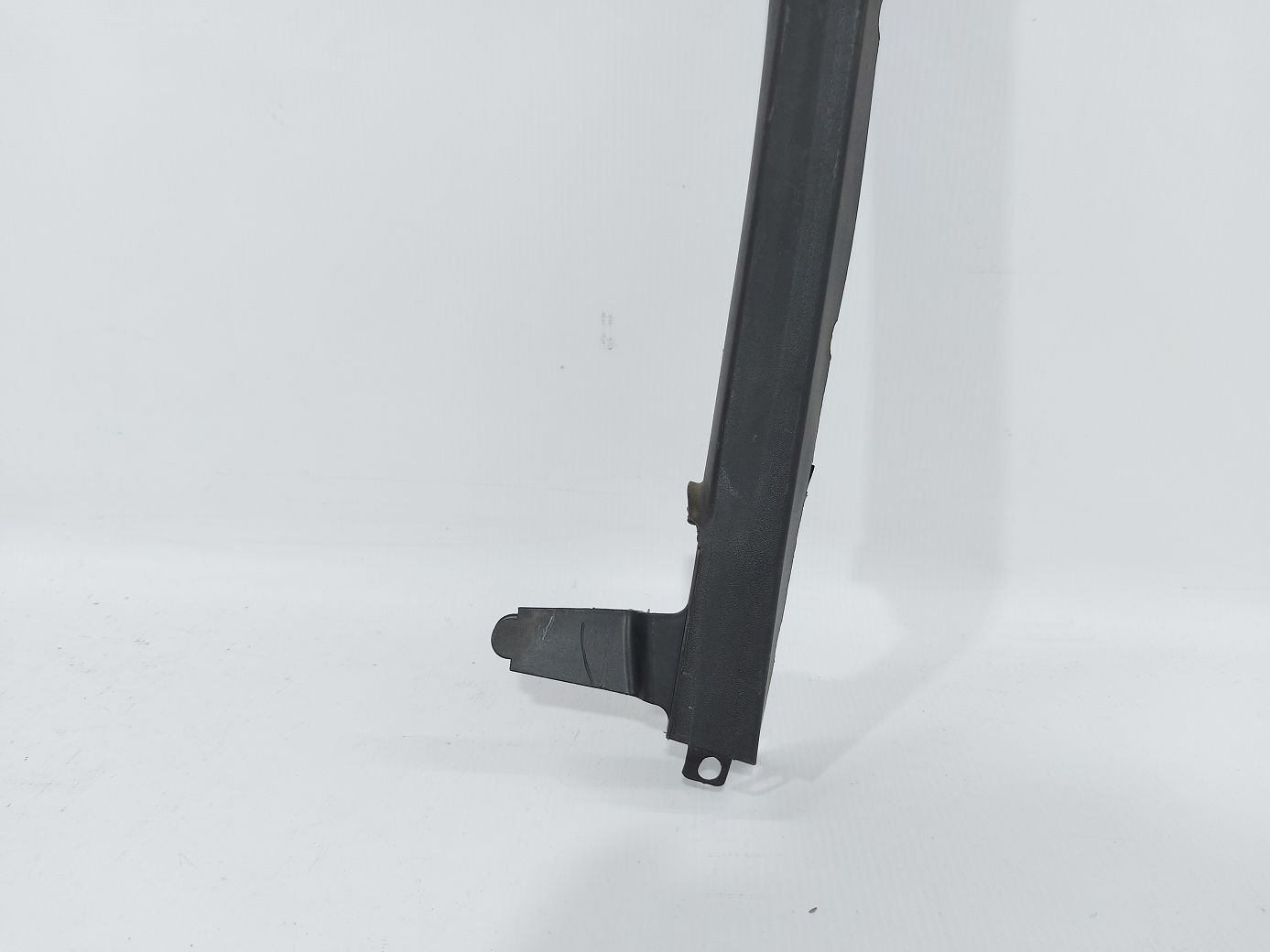 Cruze Накладка арки внутренняя двери задней левой Chevrolet Cruze 2011-2016 95494643 Chevrolet Cruze 3