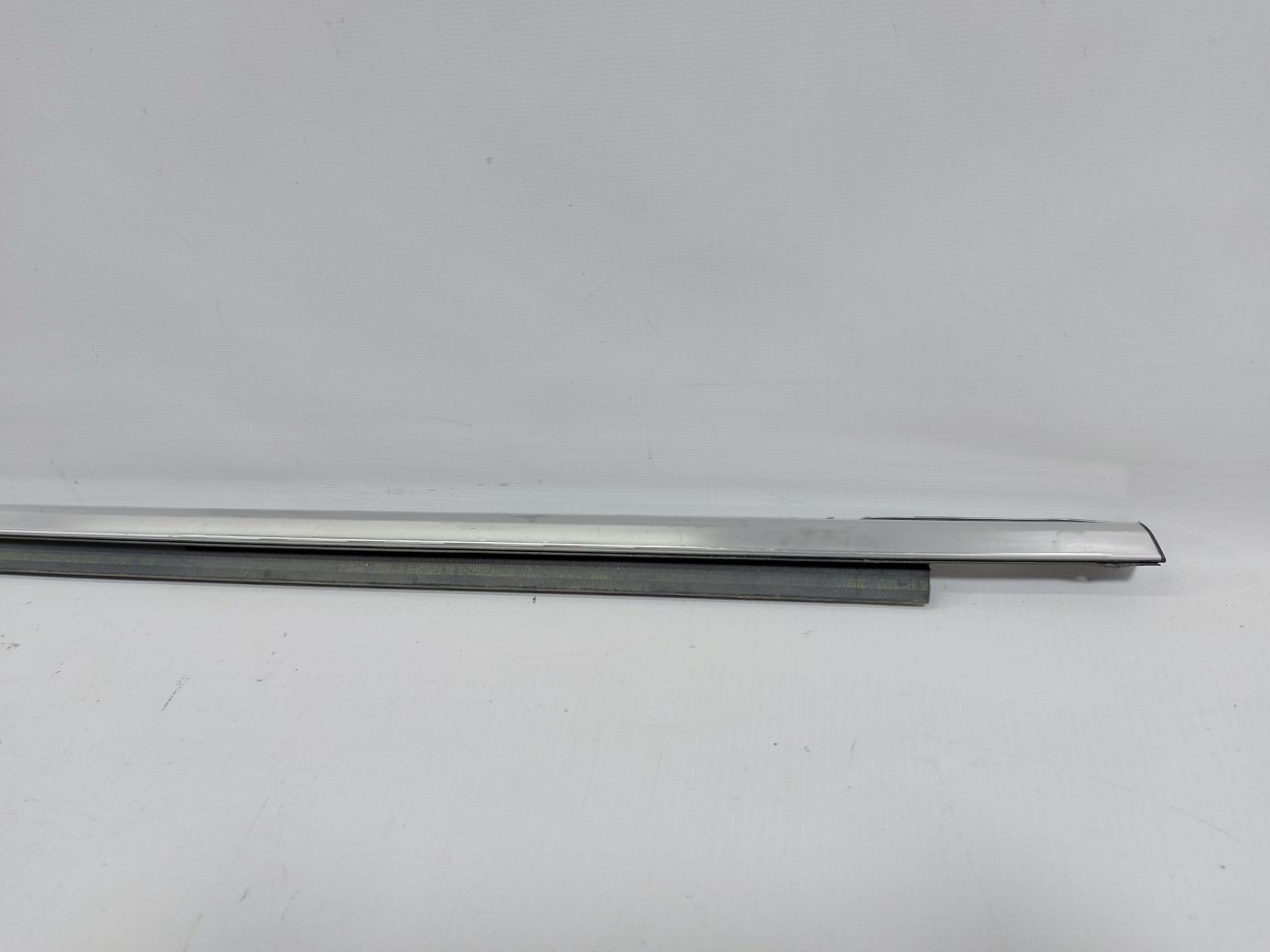 Fusion Молдинг двери задней левой наружний Ford Fusion 2013-2020 DS73F20562 Ford Fusion 2