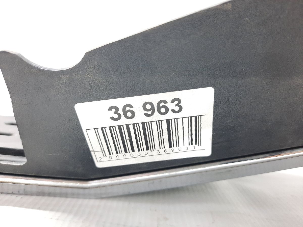 Equinox Решетка радиатора верхняя Chevrolet Equinox 2010-2015 25798744 Chevrolet Equinox 8