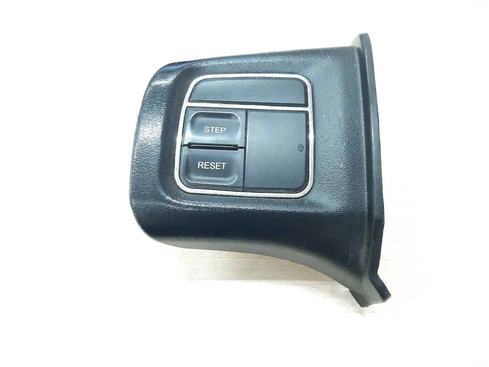 Avenger. Кнопки керма ліві Dodge Avenger 2011-2014 56046096AD Dodge Avenger