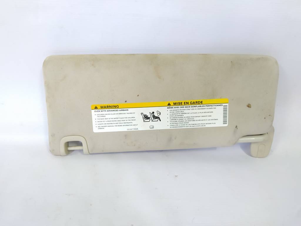 200. Козырек солнцезащитный правый Chrysler 200 2015-2017 1WJ08ML2AH Chrysler 200