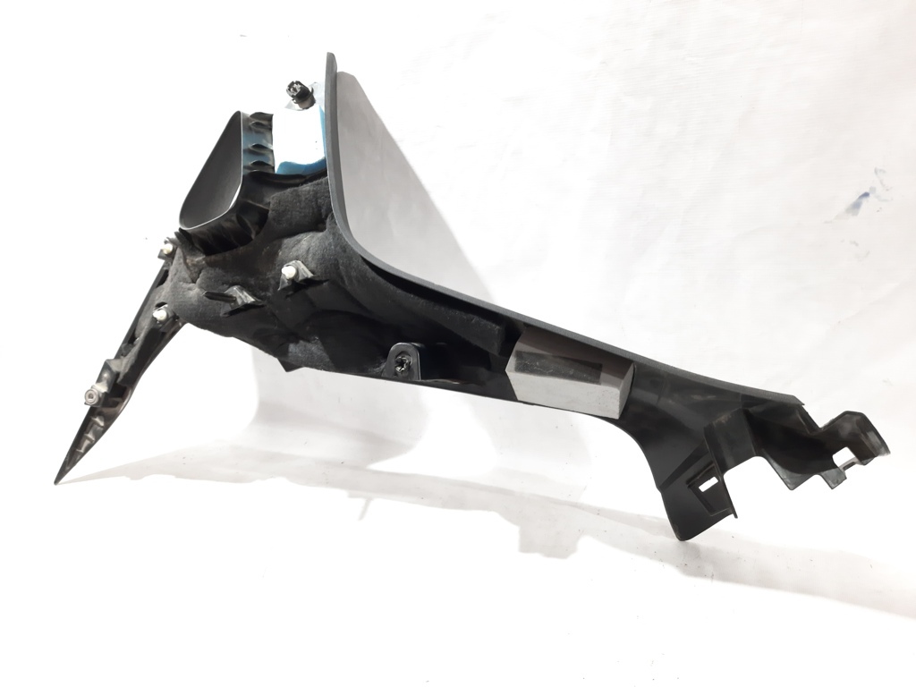 Dart Накладка стійки задньої права Dodge Dart 2013-2019 1SW46DX9AF Dodge Dart 28