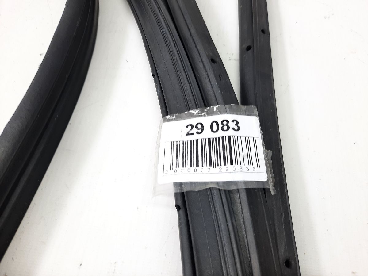 6 Уплотнительная резинка двери передней левой Mazda 6 2014-2017 GHP959760C Mazda 6 6