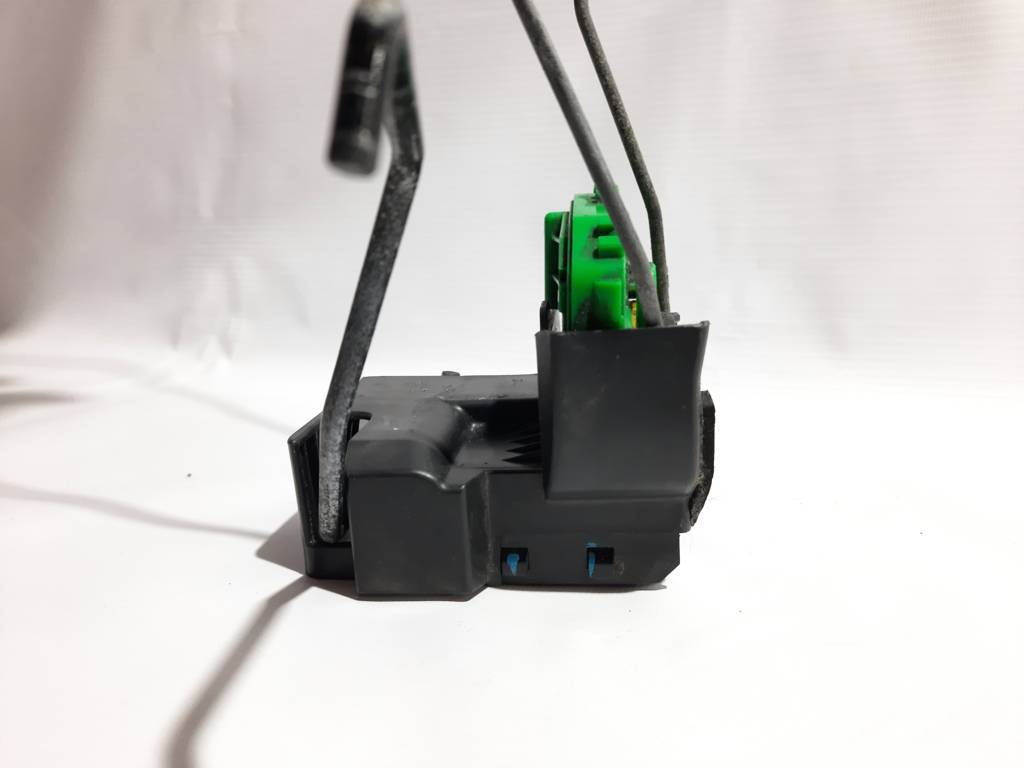 Accent hatchback Замок двери задней левой Hyundai Accent Hatchback 2012-2017 814101R020 Hyundai Accent Hatchback 12