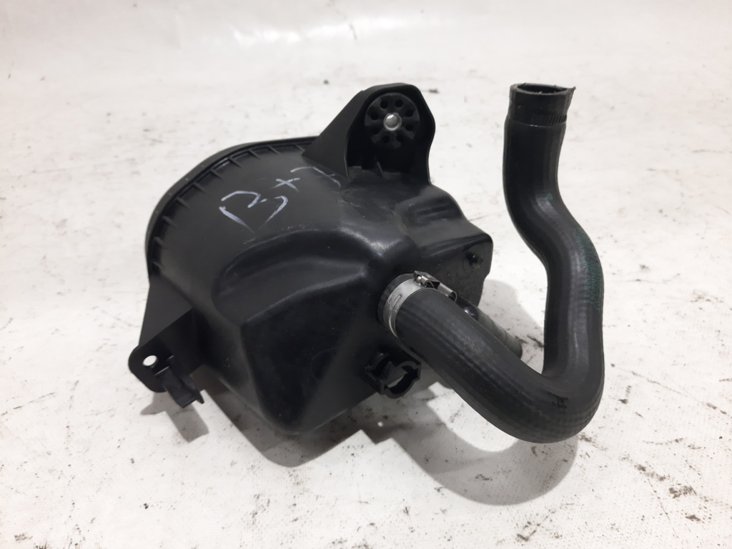 7 series Бачок гідропідсилювача BMW 7 2012 324167762 BMW 7 2