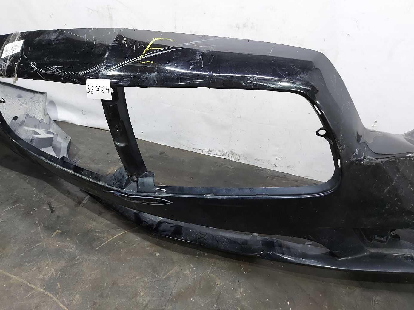 Charger Бампер передній (загнутий лівий нижній кут, подряпини) Dodge Charger 2011-2014 68092596AA Dodge Charger 3