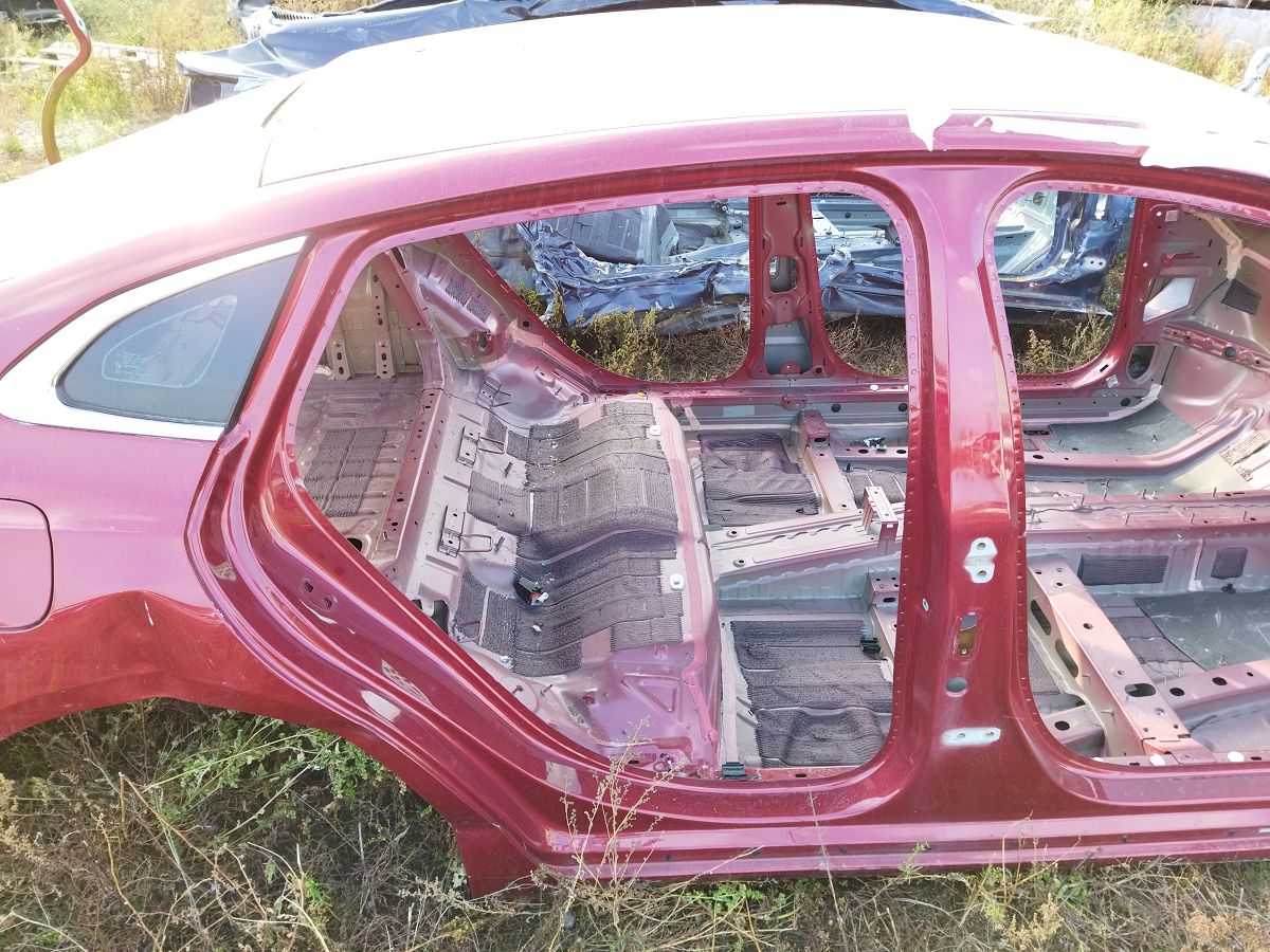 Malibu Кузов голий (можна різати) Chevrolet Malibu 2018 23387898 Chevrolet Malibu 23