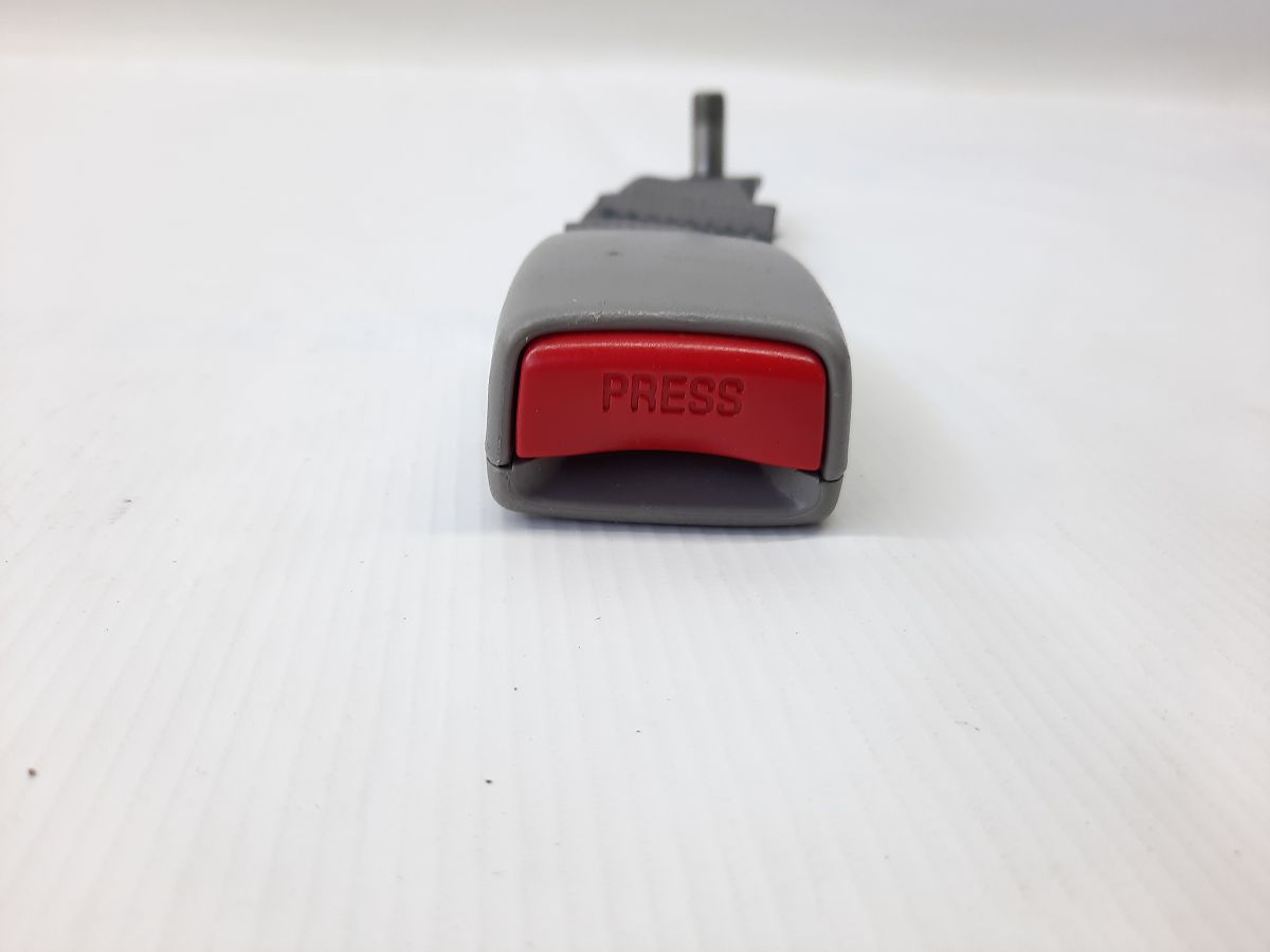 Insight Замок ремня безопастности заднего ряда сидений лев/прав Honda Insight 2010-2014 04823TM8A00ZB Honda Insight 2