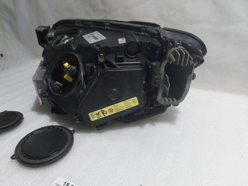 7 series Фара передня права BMW 7 2009-2012 63117228424 BMW 7 10