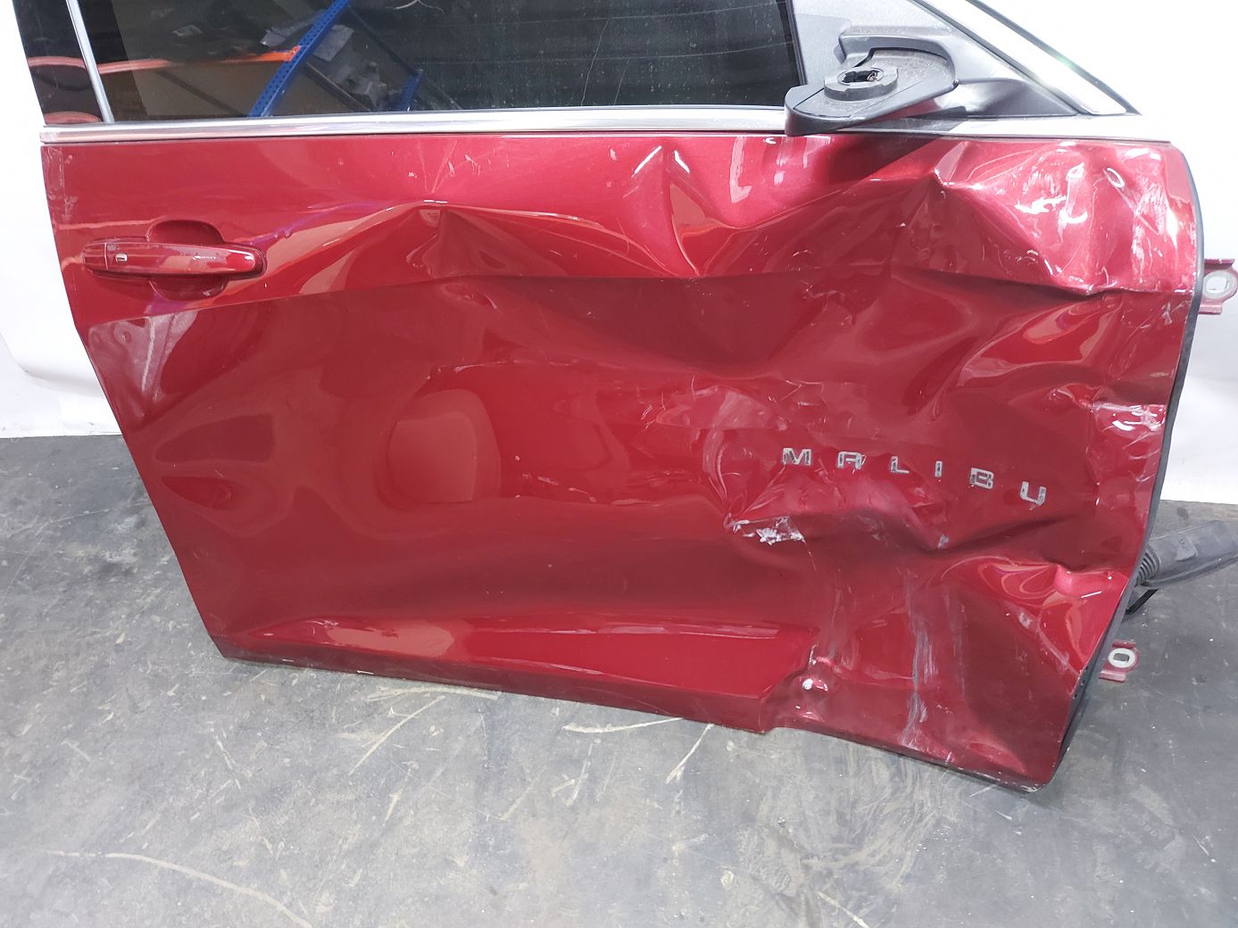 Malibu Дверь передняя правая Chevrolet Malibu 2016-2021 84142140 Chevrolet Malibu 2