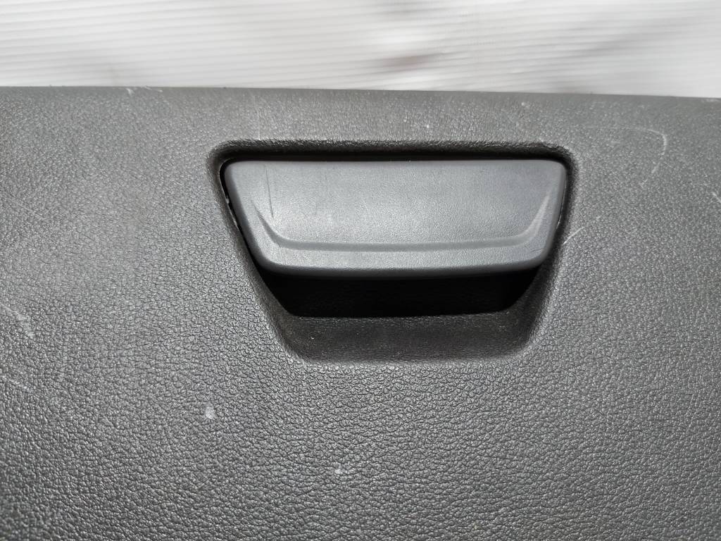Escape Бардачок (заглушки для кріплень відламані) Ford Escape 2013-2016 CJ5Z7806010AD Ford Escape 3