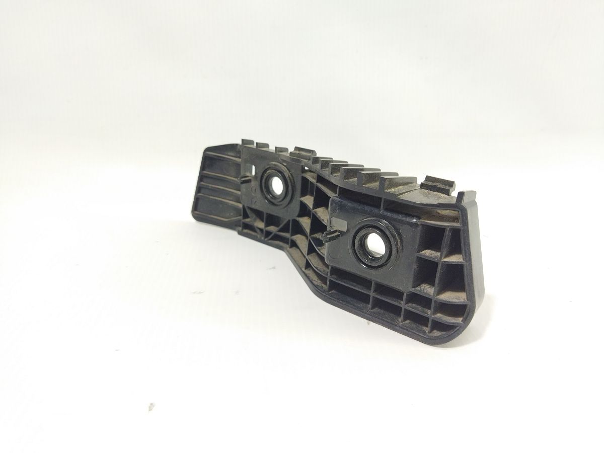 Model 3 Кріплення заднього бампера внутрішнє праве Tesla Model 3 2020-2024 108399300E Tesla Model 3 2