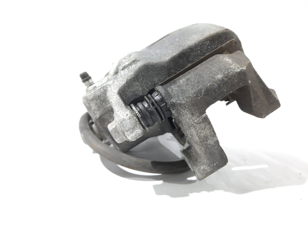 Sentra Супорт гальмівний передній лівий Nissan Sentra 2013-2019 410113SG0C Nissan Sentra 13