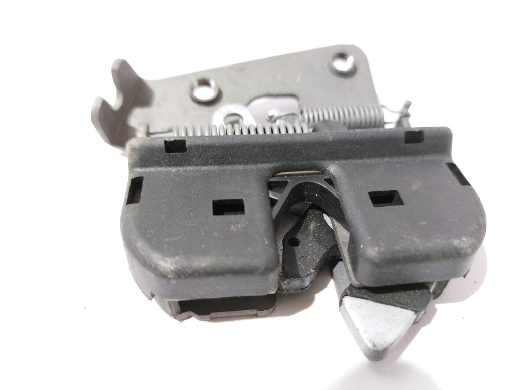 5 series Замок спинки сидінь заднього ряду правий BMW 5 series 2004-2021 52207112864 BMW 5 series 4