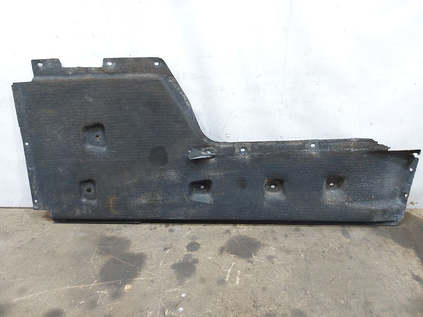 Ats Захист днища лівий Cadillac ATS 2013-2019 23497848 Cadillac ATS 4