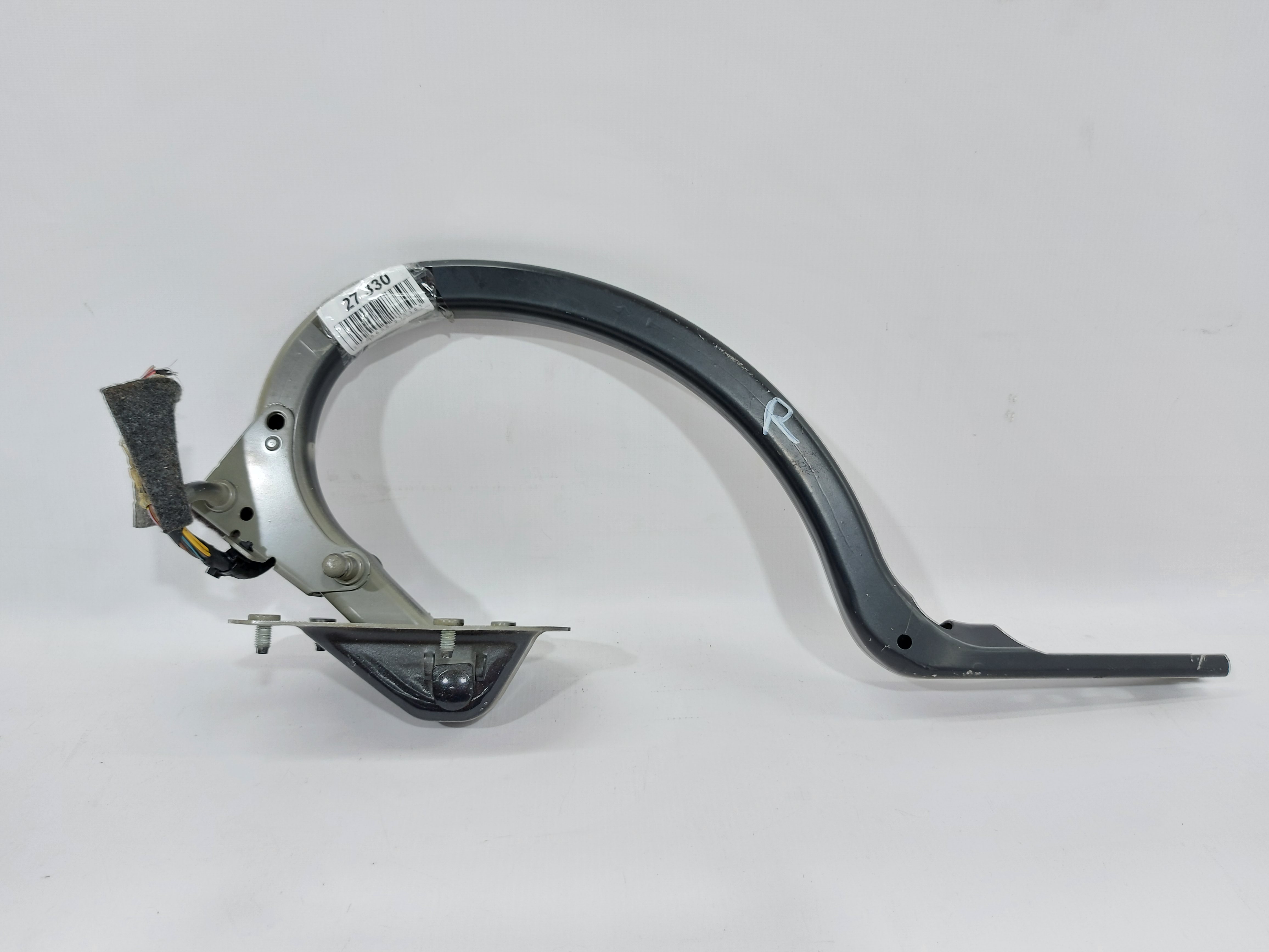 5 series. Петля кришки багажника права BMW 5 series 2011-2016 41627204238 BMW 5 series