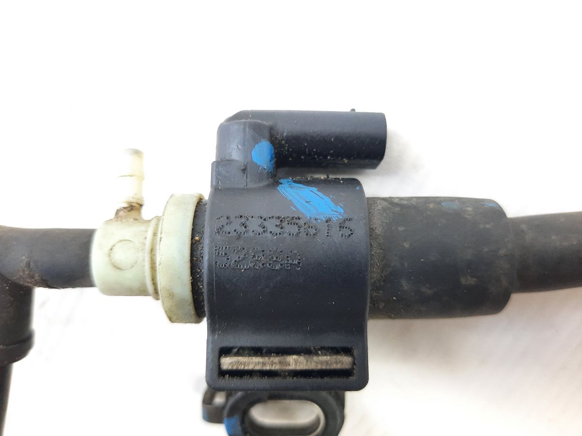 Ats Вакуумний насос правий Cadillac ATS 2013-2019 23335616 Cadillac ATS 4