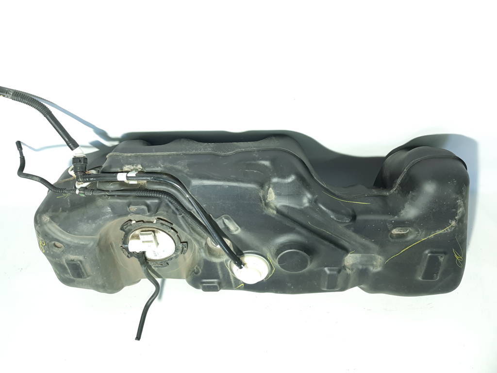 Sentra Бензобак Nissan Sentra 2007-2019 172024AF1A Nissan Sentra 2