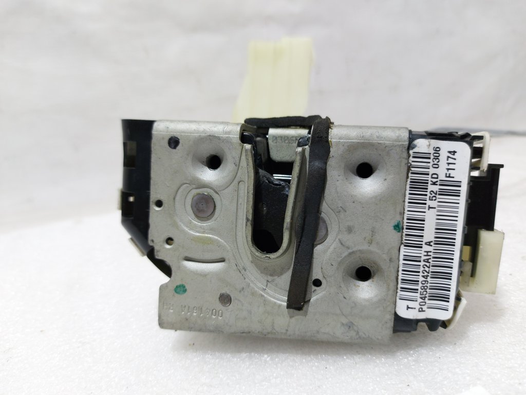 Patriot Замок дверей передньої правої Jeep Patriot 2011-2017 4589422AI Jeep Patriot 19