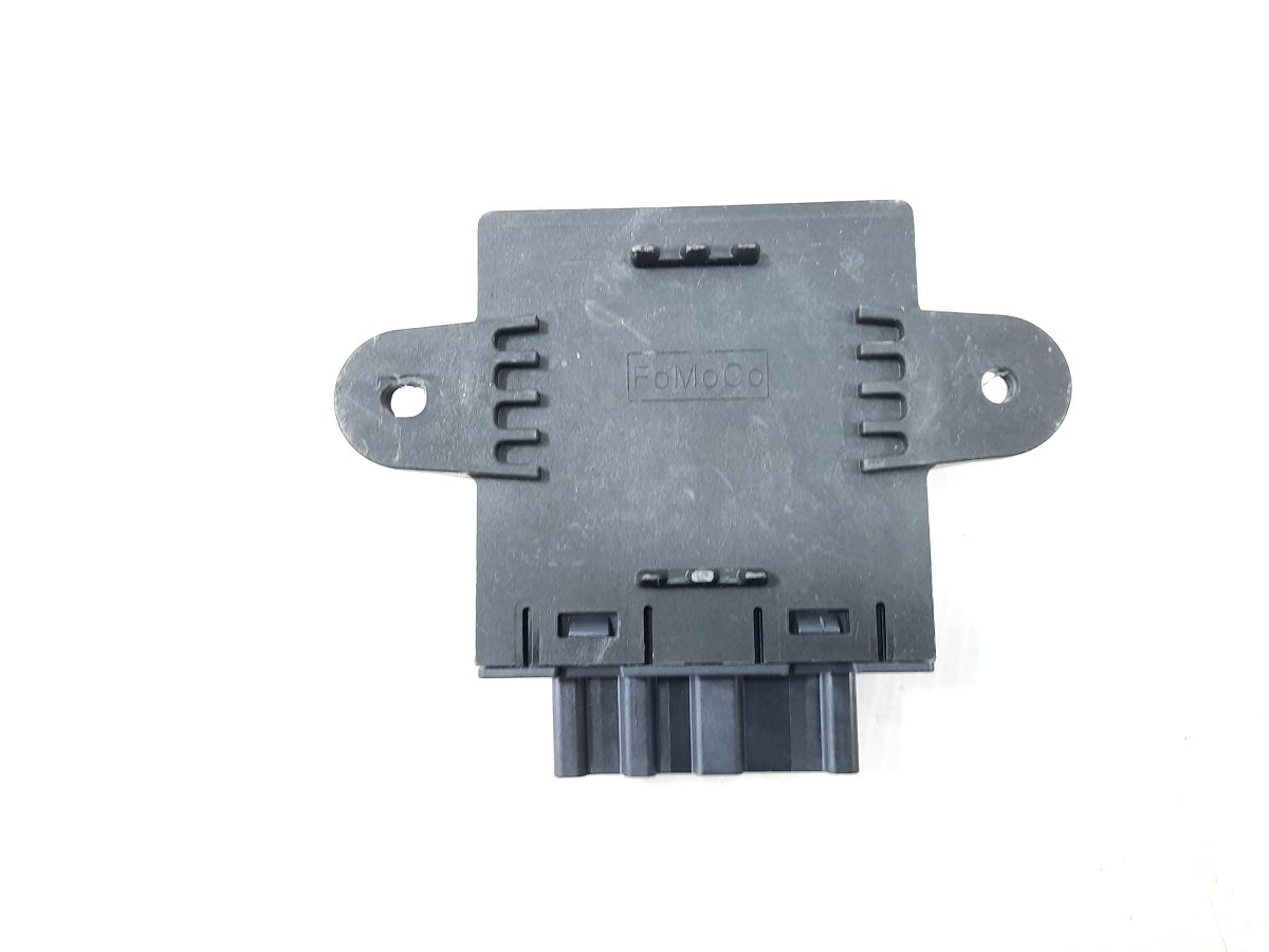 Fusion Блок управления двери задней левой/правой Ford Fusion 2013 DG9T14B534 Ford Fusion 3